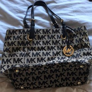 Michael Kors tote